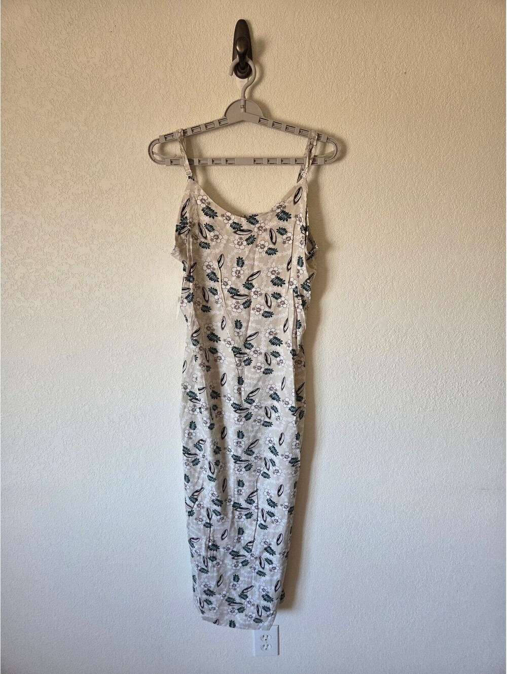 Clear Blue Sky Cream Floral Print Midi Dress Medium